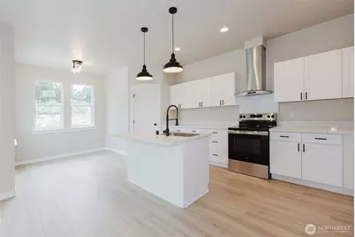 7590 E Idaho Street, Port Orchard, WA 98366 - Photo 5