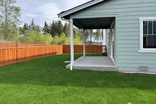 20307 Eagle Ln E, Bonney Lake, WA 98391 - Photo 3