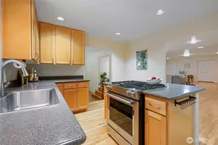 26702 Ohio Ave NE, Kingston, WA 98346 - Photo 13