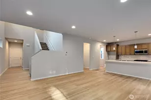 344 NE Shadowhawk Ln, Bremerton, WA 98311 - Photo 3