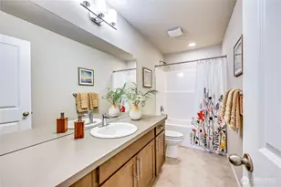 344 NE Shadowhawk Ln, Bremerton, WA 98311 - Photo 33