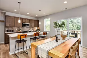 344 NE Shadowhawk Ln, Bremerton, WA 98311 - Photo 11