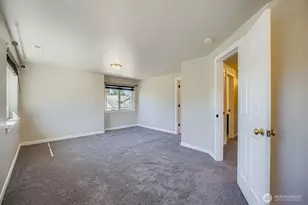 1150 E 41st St, Tacoma, WA 98404 - Photo 9