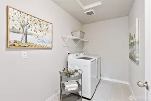 216 NE Shadowhawk Ln, Bremerton, WA 98311 - Photo 37