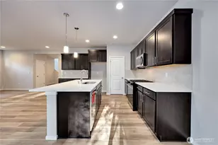 216 NE Shadowhawk Ln, Bremerton, WA 98311 - Photo 7