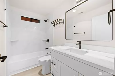 917 N 100th Street, Seattle, WA 98133 - Photo 21