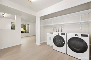 917 N 100th St, Seattle, WA 98133 - Photo 19