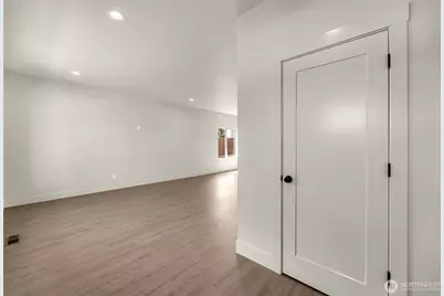 301 Cap Avenue, Winlock, WA 98596 - Photo 5