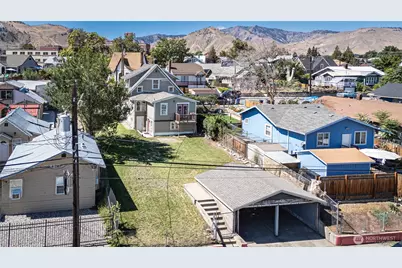 321 Malaga Avenue, Wenatchee, WA 98801 - Photo 29