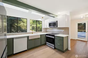 21911 4th Ave SE, Bothell, WA 98021 - Photo 11