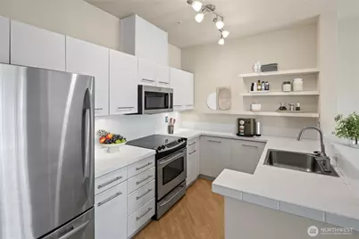 700 E Denny Way #603, Seattle, WA 98122 - Photo 5