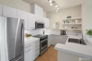 700 E Denny Way, Seattle, WA 98122 - Photo 5