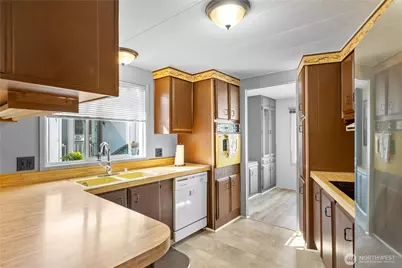 1316 91st Avenue SE #39, Lake Stevens, WA 98258 - Photo 7