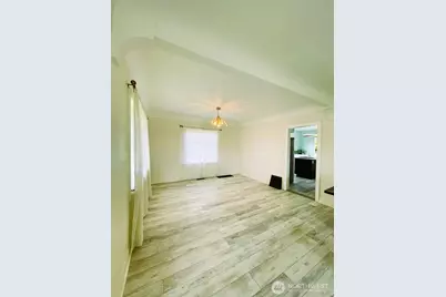 24507 Meridian Avenue E, Graham, WA 98338 - Photo 13