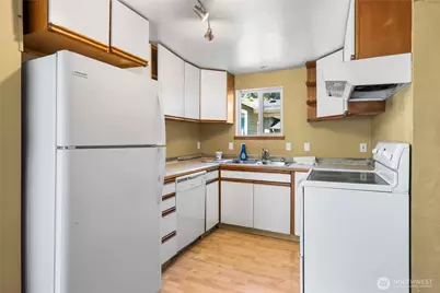 17551 12th Avenue NE, Shoreline, WA 98155 - Photo 17