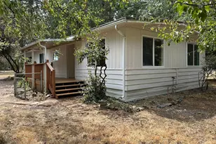 21 E North Lake Dr, Shelton, WA 98584 - Photo 3