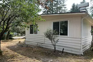 21 E North Lake Dr, Shelton, WA 98584 - Photo 7