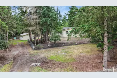 10001 435th Street Ct E, Eatonville, WA 98328 - Photo 3