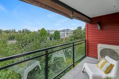 145 105th Avenue SE #11, Bellevue, WA 98004 - Photo 7