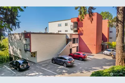 145 105th Avenue SE #11, Bellevue, WA 98004 - Photo 5