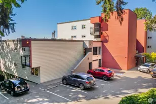 145 105th Ave SE, Bellevue, WA 98004 - Photo 5