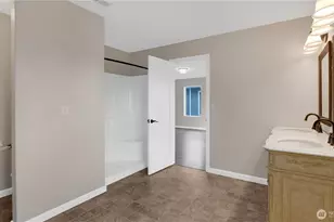 7812 203rd St Ct E, Spanaway, WA 98387 - Photo 23