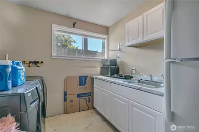 2820 Skyway Place, Auburn, WA 98092 - Photo 15