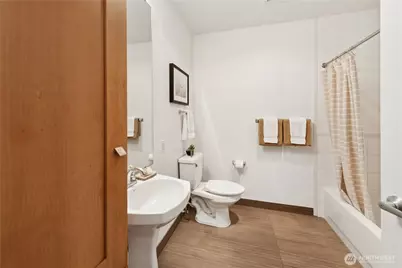 1610 Belmont Avenue #306, Seattle, WA 98122 - Photo 9