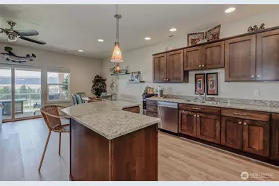 23318 Sunserra Loop NW #B-00, Quincy, WA 98848 - Photo 9