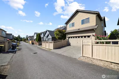 409 Holland Avenue, Bellingham, WA 98226 - Photo 37