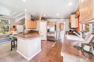 10715 Tahoma Dr, Anderson Island, WA 98303 - Photo 21