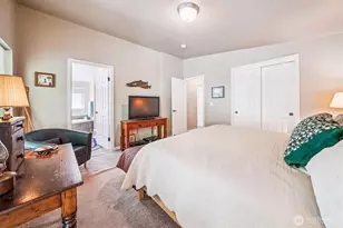 10715 Tahoma Dr, Anderson Island, WA 98303 - Photo 25