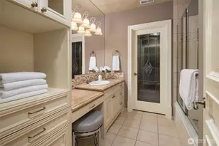 8638 NE 19th Pl, Clyde Hill, WA 98004 - Photo 25