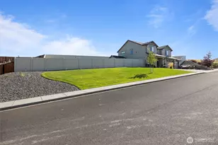 4019 Queen St, West Richland, WA 99353 - Photo 3