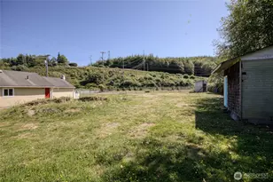 2001 Coolidge St, Aberdeen, WA 98520 - Photo 9