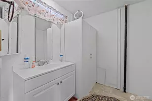 5824 Haddon Ln, Anacortes, WA 98221 - Photo 35