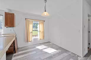 5824 Haddon Ln, Anacortes, WA 98221 - Photo 11