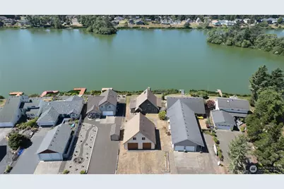 639 Lake Island Avenue SE, Ocean Shores, WA 98569 - Photo 19