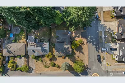 105 NE 180th Street, Shoreline, WA 98155 - Photo 29