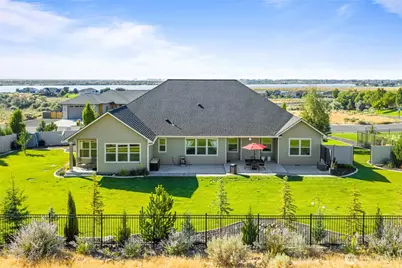 8125 Dune Lake Road SE, Moses Lake, WA 98837 - Photo 3