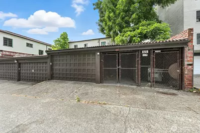 1106 NE 42nd Street #19, Seattle, WA 98105 - Photo 35