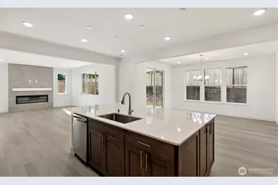 317 N 55th Street #27, Mount Vernon, WA 98273 - Photo 5