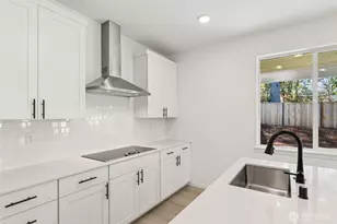 309 N 55th St, Mount Vernon, WA 98273 - Photo 7