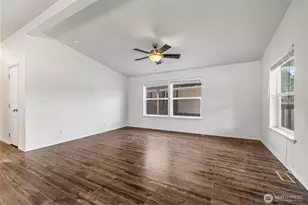 2101 S 324th St, Federal Way, WA 98003 - Photo 9