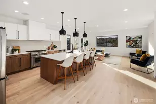 5252 23rd Ave SW, Seattle, WA 98106 - Photo 3