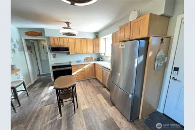 333 Canal Drive NE, Ocean Shores, WA 98569 - Photo 9