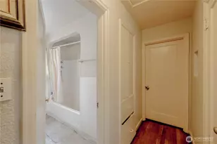 423 Park Ave N, Renton, WA 98057 - Photo 19