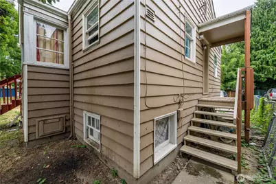 423 Park Avenue N, Renton, WA 98057 - Photo 33