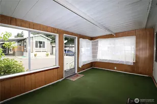 18305 35th Ave S, SeaTac, WA 98188 - Photo 3