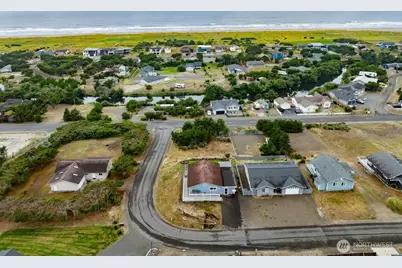 32007 J Place, Ocean Park, WA 98640 - Photo 3